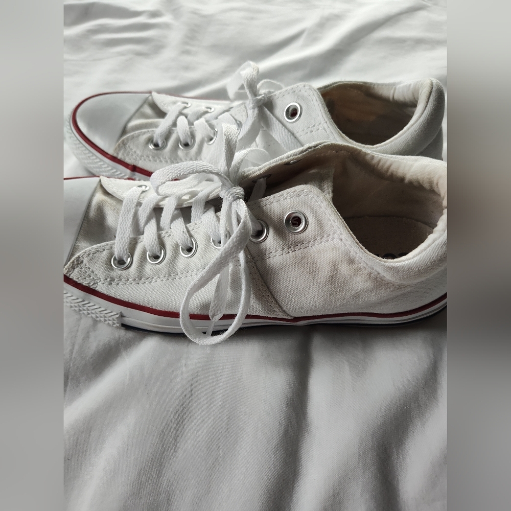 Converse All Star Tennis Shoes. Womens Size 9. White Colored. - Picture 4 of 6